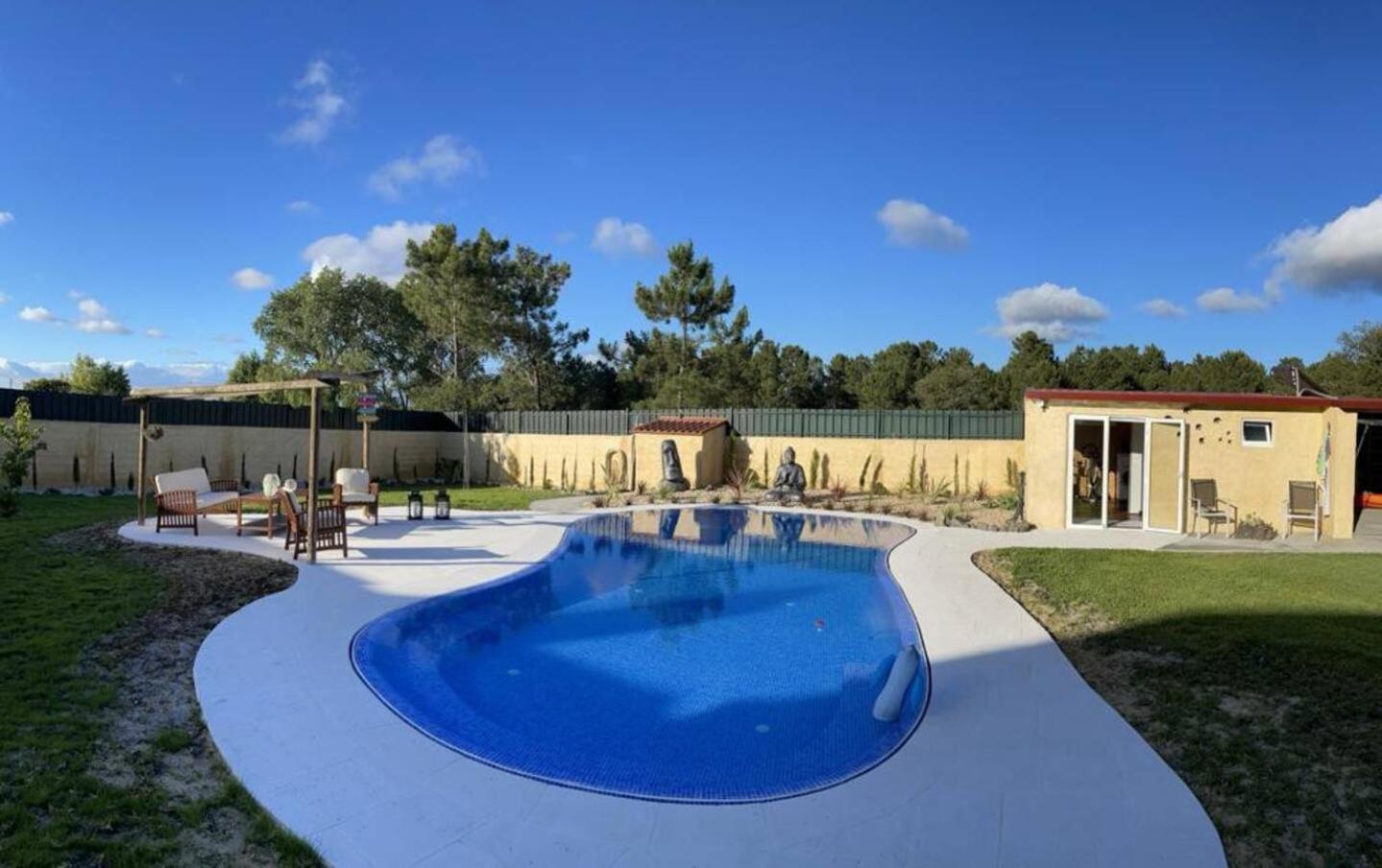 A Casa Do Lago Camarate  Εξωτερικό φωτογραφία